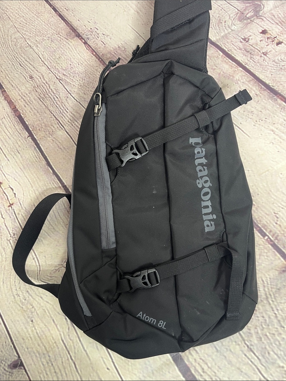 Patagonia Atom 8L Sling Pack - Black